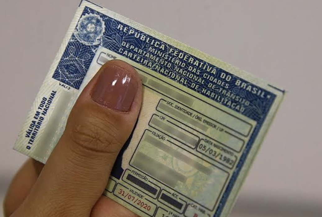 Presidente veta exame toxicológico para motoristas de categorias A e B