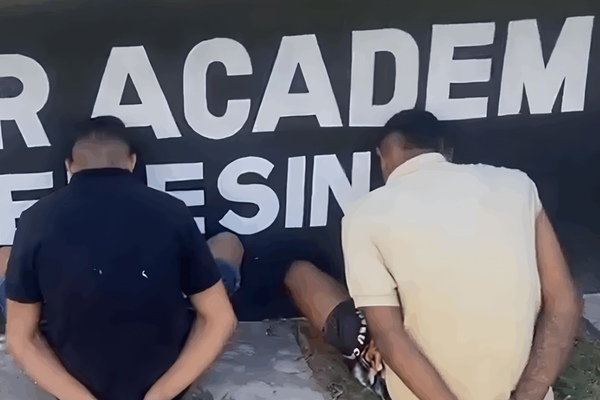 Dupla é presa com 15 tabletes de maconha após perseguição policial em Teresina