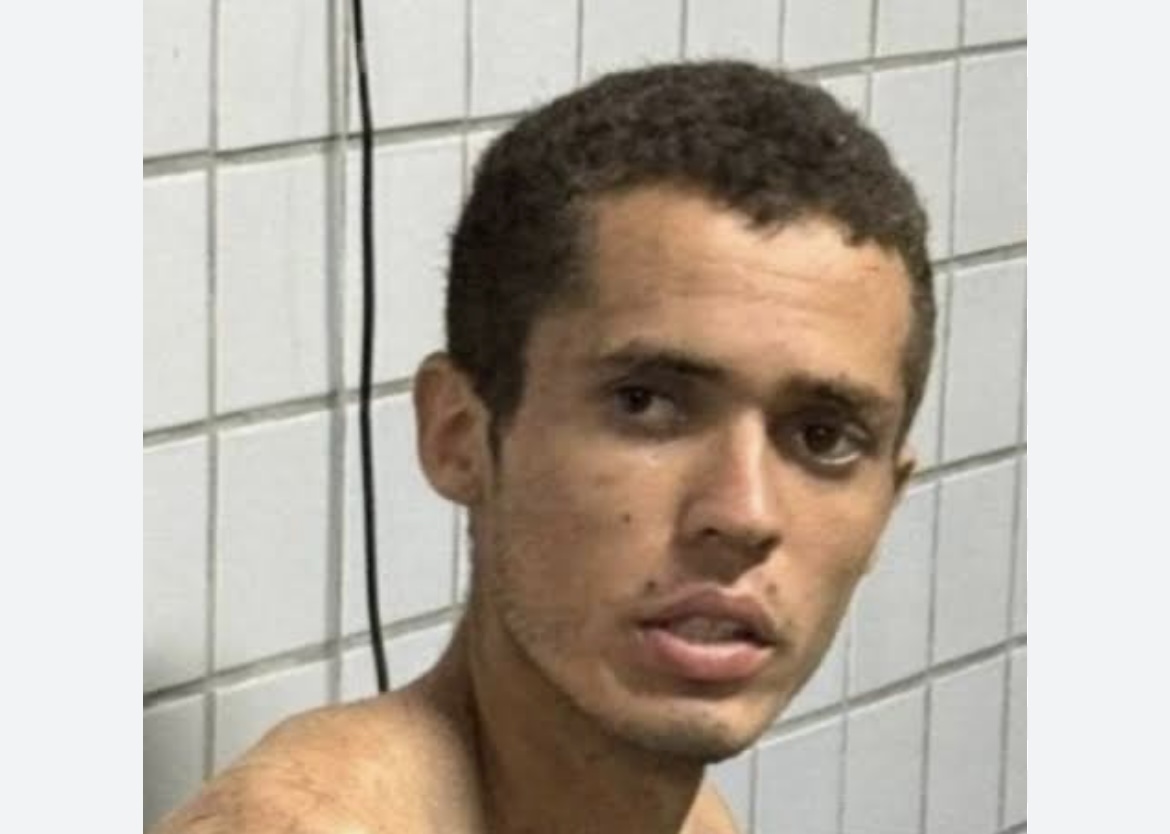 Justiça marca audiência de acusado de matar o pai a facadas em Teresina