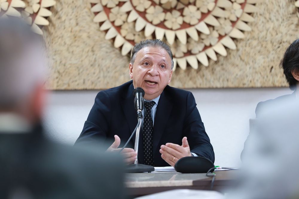 Secretário de Fazenda anuncia adiamento de programas e mantém foco em despesas essenciais