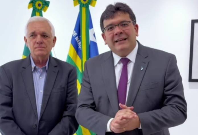 Rafael Fonteles viaja para o exterior e Themístocles Filho assume cargo