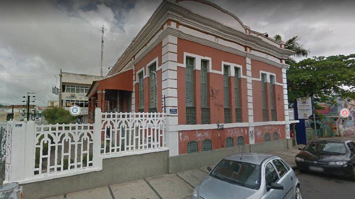 Semec abre seleção para 269 professores com salários de até R$ 4,7 mi