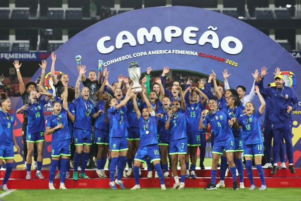 Brasil vence Colômbia nos pênaltis e conquista nona Copa América feminina