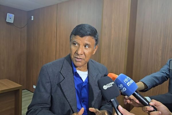 Vereador questiona afastamento de parlamentar do PSB antes de prisão