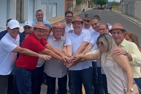 Chapéu de couro e a chapa de 2026