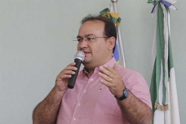 MP investiga prefeito de São José do Peixe por suspeita de desvio de recursos