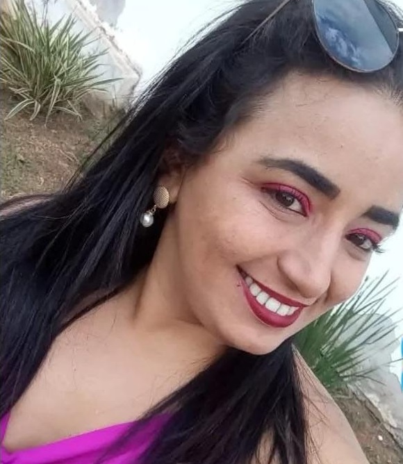 Mulher é assassinada a tiros por bandidos encapuzados em Pedro II