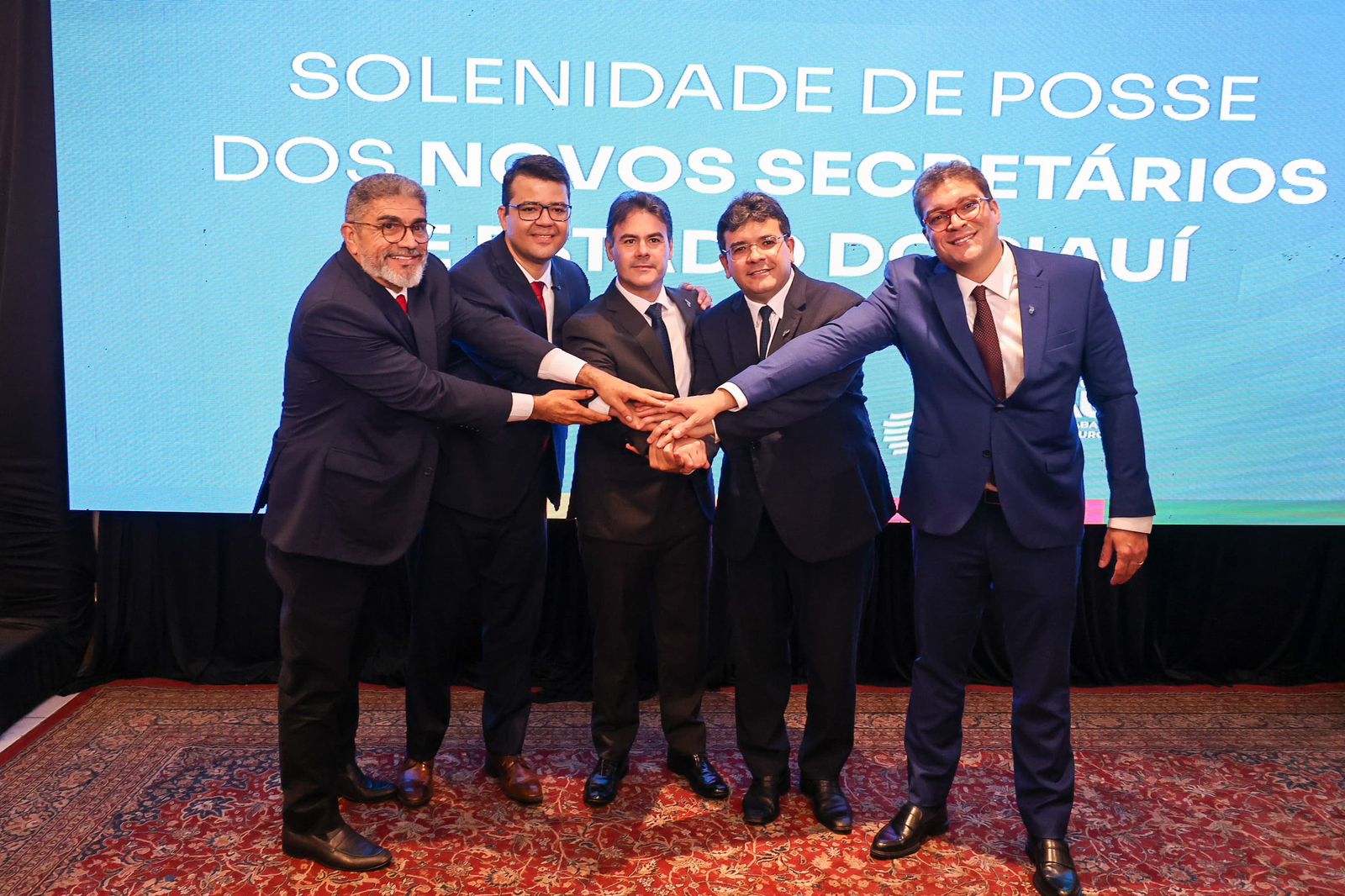 Governo empossa novos secretários de Saúde e Segurança Pública