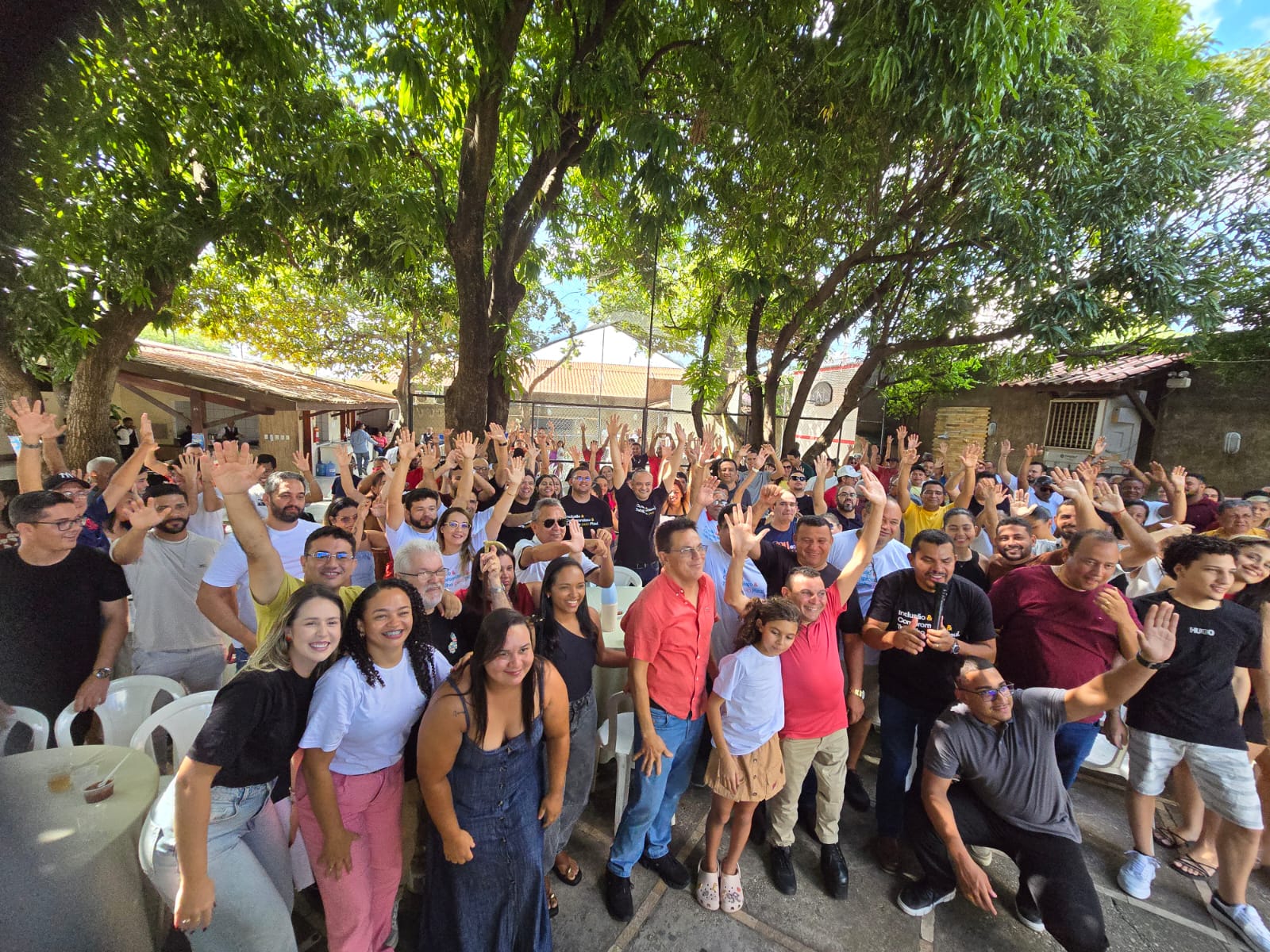 Pré-candidato Mauro Eduardo reúne mais de 300 apoiadores em encontro na zona Norte de Teresina