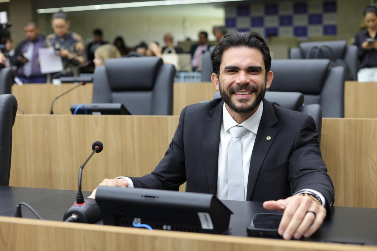 Deputado Dr. Marcus Kalume garante mais de R$ 1,5 milhão em investimentos para municípios do Piauí