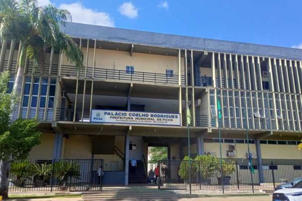 Furto de cabos deixa Prefeitura de Picos sem energia; suspeito é identificado