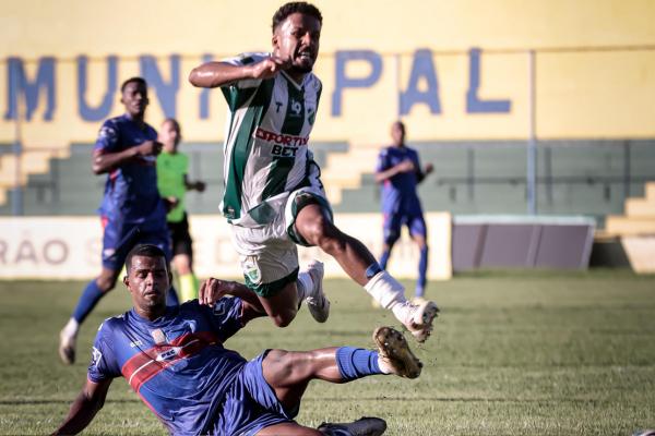 Futebol piauiense anuncia dispensas de jogadores