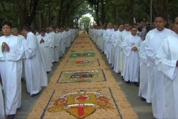 Veja os horários da celebração de Corpus Christi em Teresina