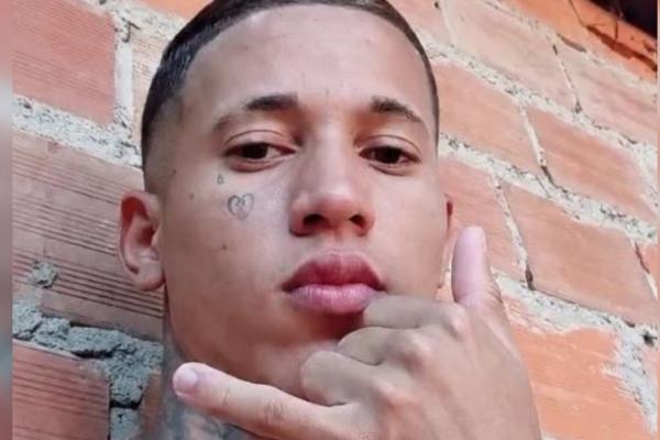 Família procura jovem desaparecido e mãe suspeita que ele tenha sido assassinado
